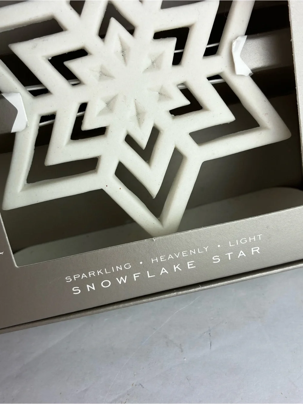 Margaret Furlong NIB Sparkling Heavenly Light Snowflake Star Christmas Ornament